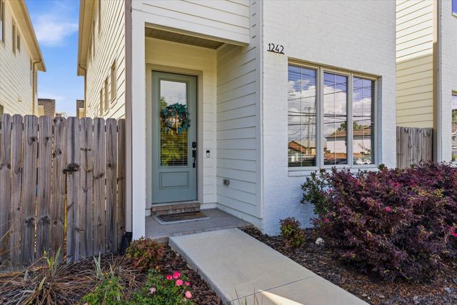 1242 N ADAMS Street, Tallahassee, FL 32303