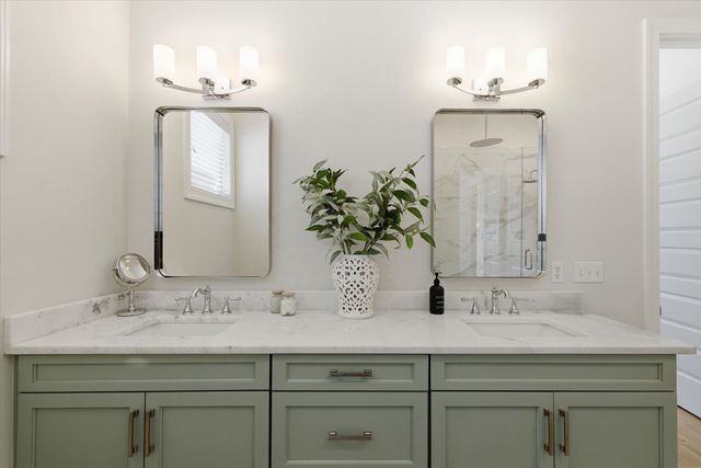 1242 N ADAMS Street, Tallahassee, FL 32303