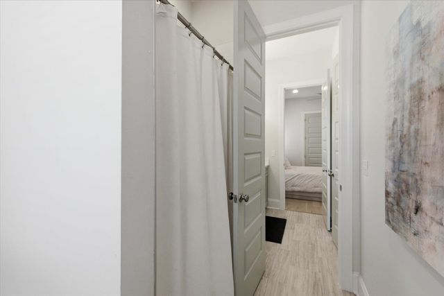 1242 N ADAMS Street, Tallahassee, FL 32303