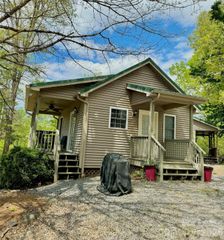 188 Uptons Landing Road, Marion, NC 28752