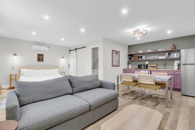 4121 Junius Street B, Dallas, TX 75246