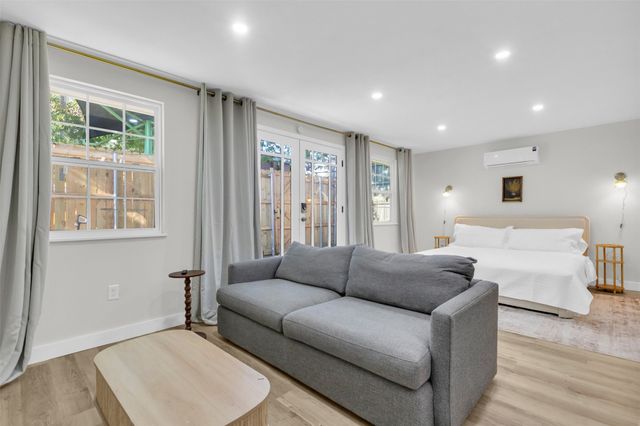 4121 Junius Street B, Dallas, TX 75246