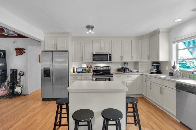 N 130 Hammock Road, Upper Matecumbe Key Islamorada, FL 33036