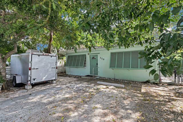 N 130 Hammock Road, Upper Matecumbe Key Islamorada, FL 33036
