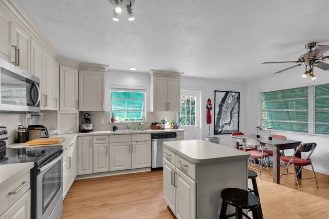 N 130 Hammock Road, Upper Matecumbe Key Islamorada, FL 33036