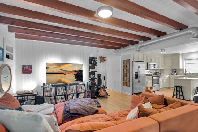 N 130 Hammock Road, Upper Matecumbe Key Islamorada, FL 33036