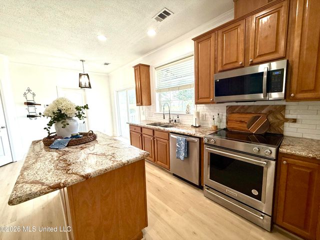1514 Ellis Street, Pass Christian, MS 39571