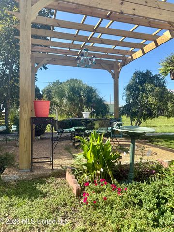 1514 Ellis Street, Pass Christian, MS 39571