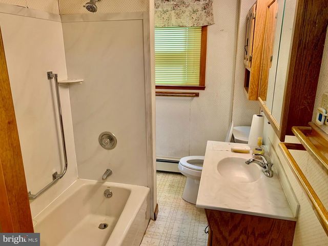32 LASH ST, Shillington, PA 19607