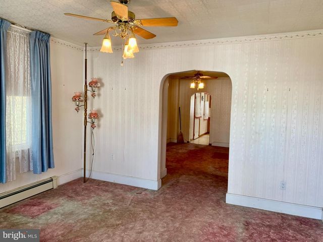 32 LASH ST, Shillington, PA 19607