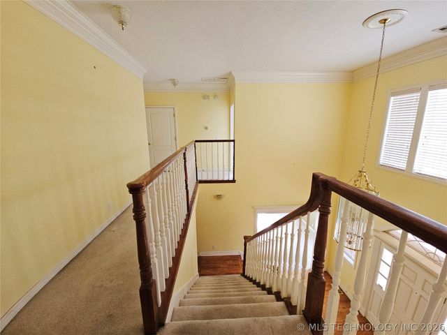 10209 S Knoxville Avenue, Tulsa, OK 74137