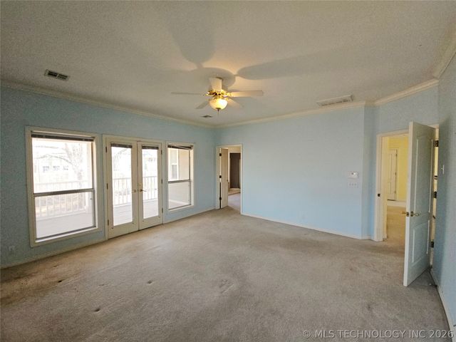 10209 S Knoxville Avenue, Tulsa, OK 74137