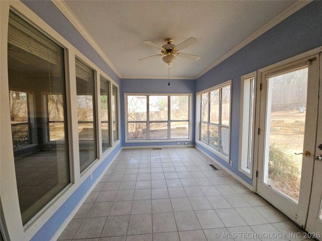 10209 S Knoxville Avenue, Tulsa, OK 74137