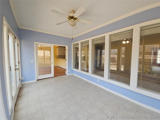 10209 S Knoxville Avenue, Tulsa, OK 74137