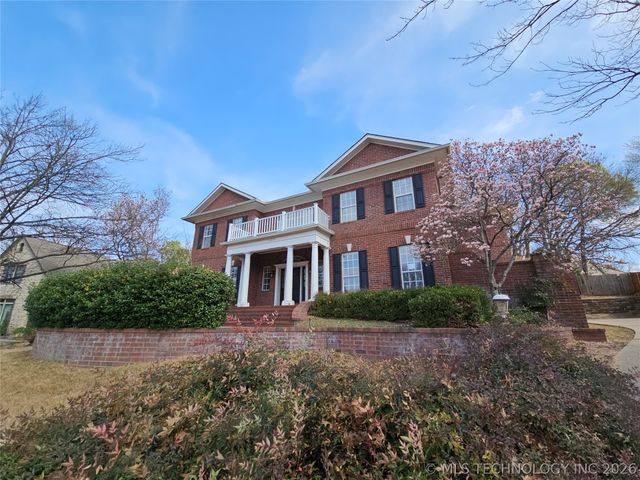 10209 S Knoxville Avenue, Tulsa, OK 74137