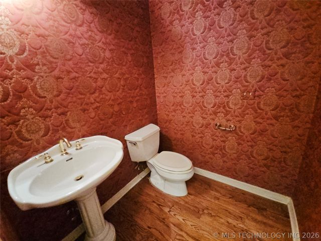 10209 S Knoxville Avenue, Tulsa, OK 74137