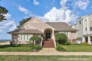 1020 Lions Park Drive, Saint Joseph, MI 49085