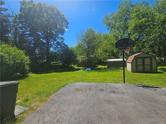 6857 Webster Road, Orchard Park, NY 14127