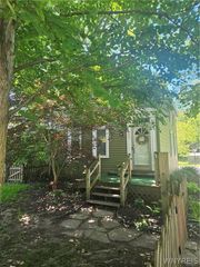 6857 Webster Road, Orchard Park, NY 14127
