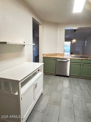 959 E ARABIAN Drive, Gilbert, AZ 85296