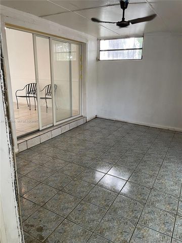 13915 SW 56th Ln, Miami, FL 33183