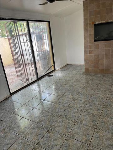 13915 SW 56th Ln, Miami, FL 33183