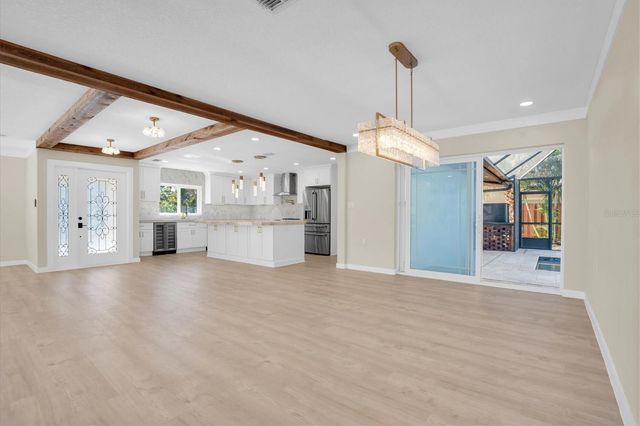 6400 MOCKINGBIRD WAY S, St Petersburg, FL 33707