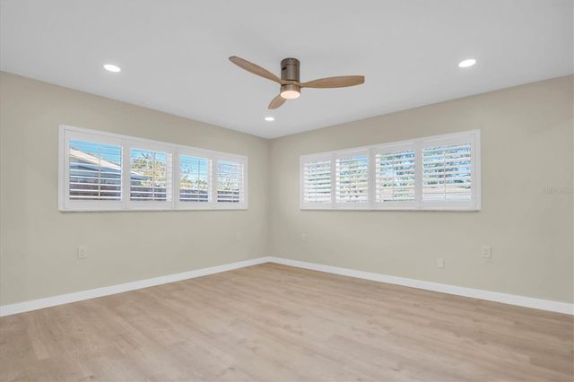 6400 MOCKINGBIRD WAY S, St Petersburg, FL 33707