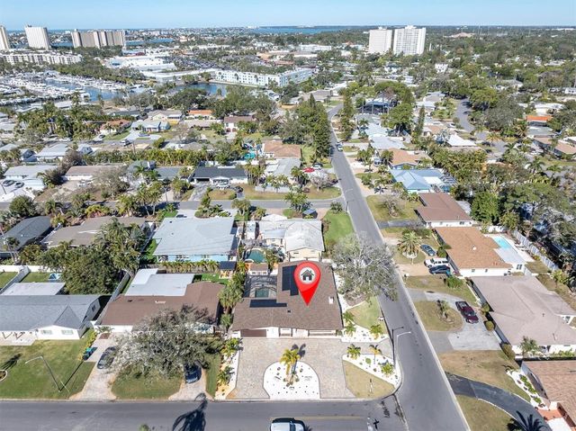 6400 MOCKINGBIRD WAY S, St Petersburg, FL 33707