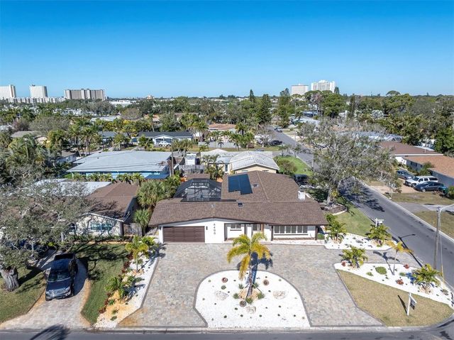 6400 MOCKINGBIRD WAY S, St Petersburg, FL 33707
