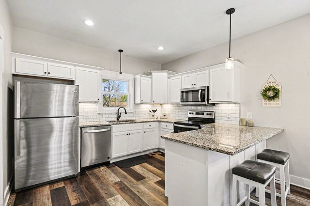 189 Julia Ann Ct, Springfield, TN 37172