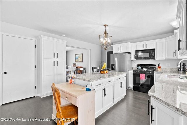 1783 Scout Road, Eaton Rapids, MI 48827