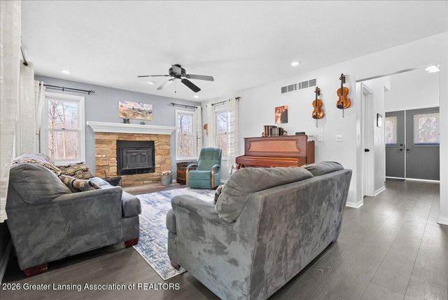 1783 Scout Road, Eaton Rapids, MI 48827