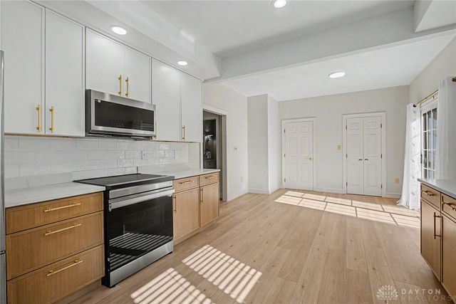 889 Timberlake Court, Dayton, OH 45429
