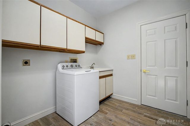 889 Timberlake Court, Dayton, OH 45429