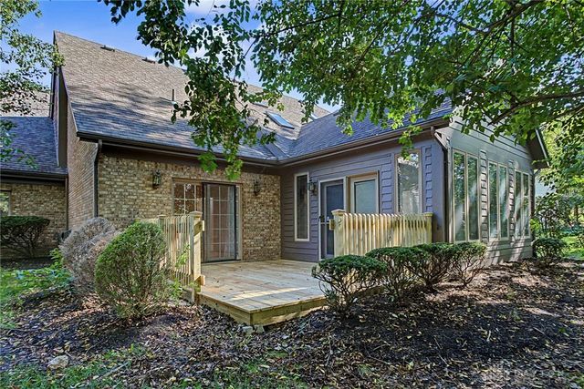 889 Timberlake Court, Dayton, OH 45429