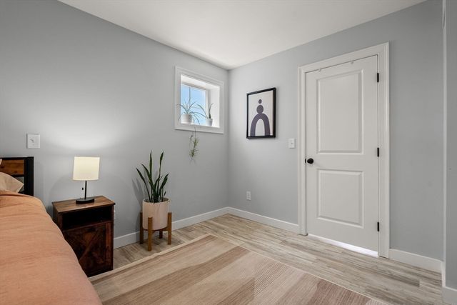 16 Clancy St, Swansea, MA 02777