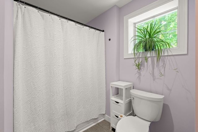 16 Clancy St, Swansea, MA 02777