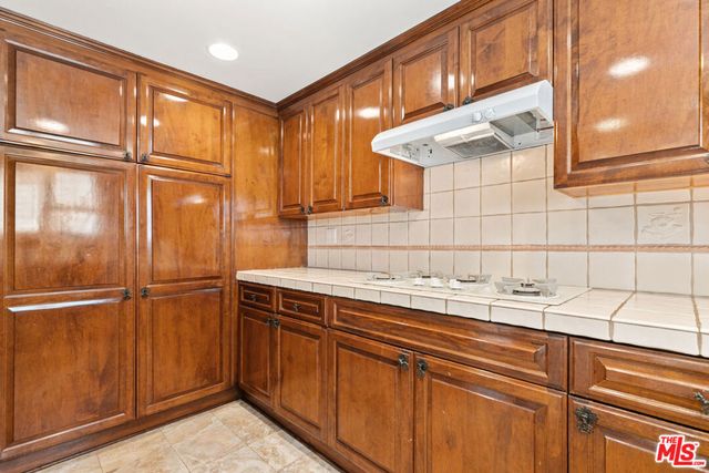 10201 Mason Avenue 108, Chatsworth, CA 91311