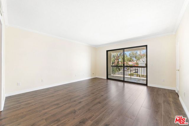 10201 Mason Avenue 108, Chatsworth, CA 91311