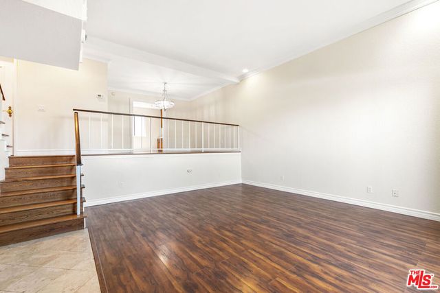 10201 Mason Avenue 108, Chatsworth, CA 91311