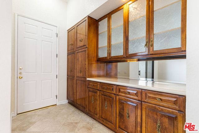 10201 Mason Avenue 108, Chatsworth, CA 91311