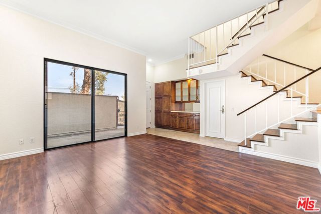 10201 Mason Avenue 108, Chatsworth, CA 91311