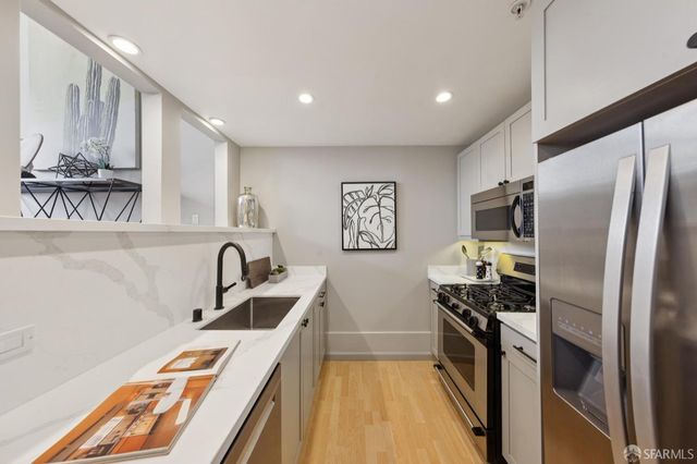 2412 Harrison Street 101, San Francisco, CA 94110