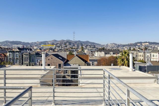 2412 Harrison Street 101, San Francisco, CA 94110