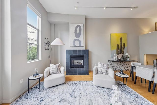 2412 Harrison Street 101, San Francisco, CA 94110