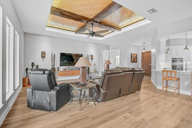 4712 34TH AVENUE E, Bradenton, FL 34208