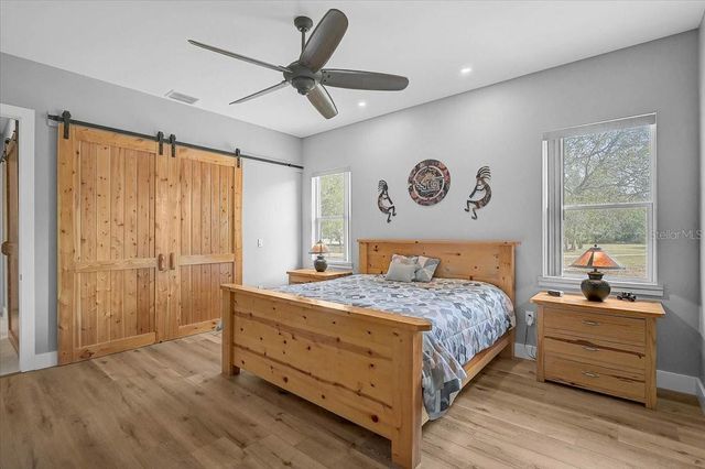 4712 34TH AVENUE E, Bradenton, FL 34208