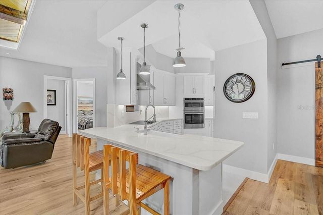 4712 34TH AVENUE E, Bradenton, FL 34208