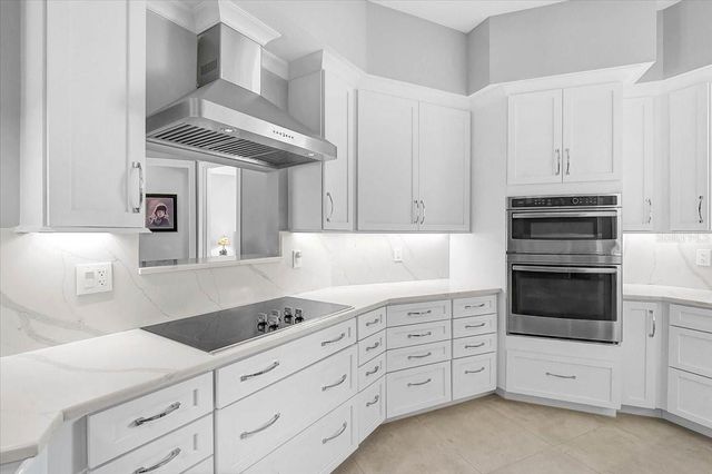 4712 34TH AVENUE E, Bradenton, FL 34208